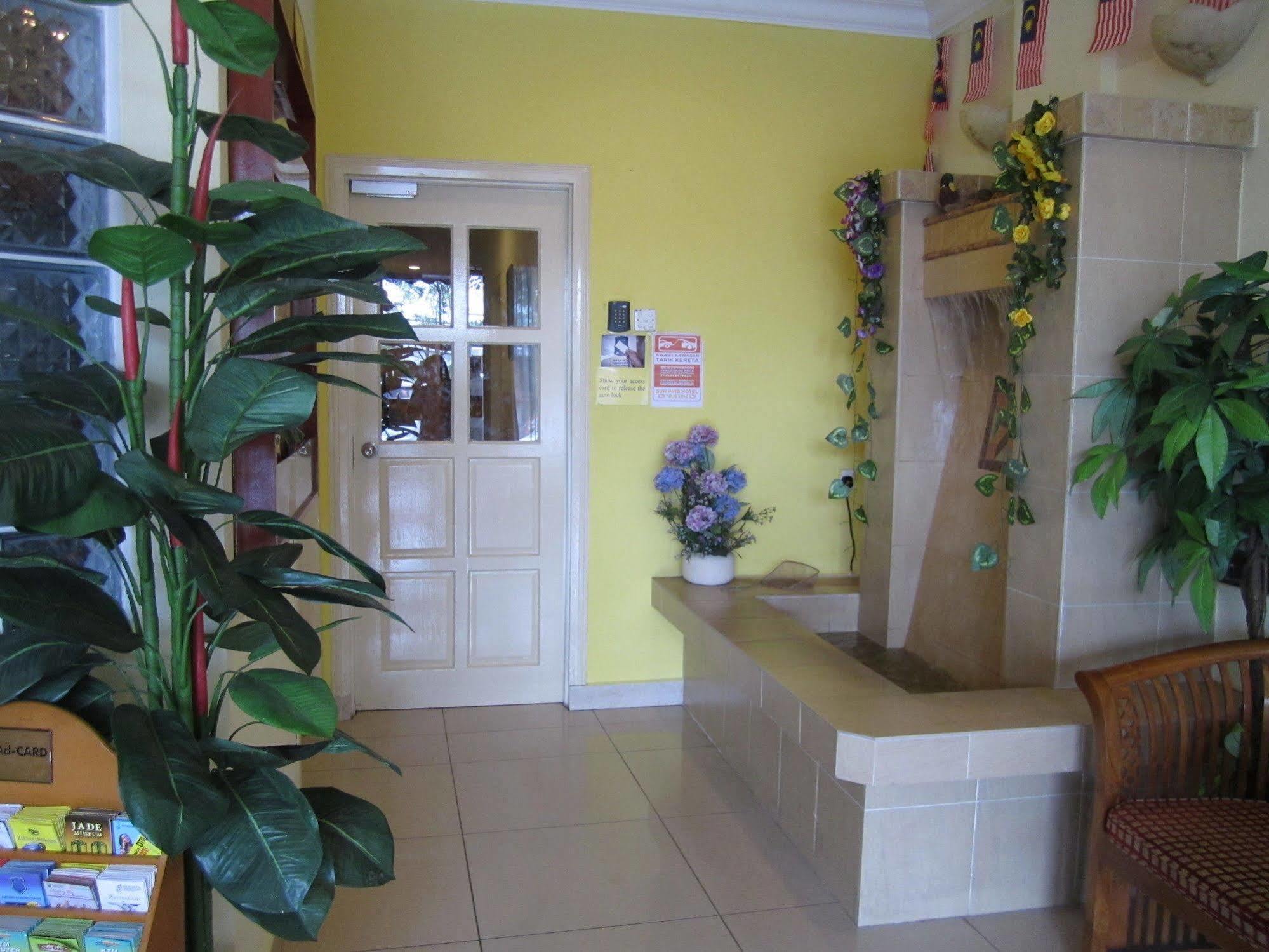 Sun Inns Hotel D'Mind Seri Kembangan Exterior foto