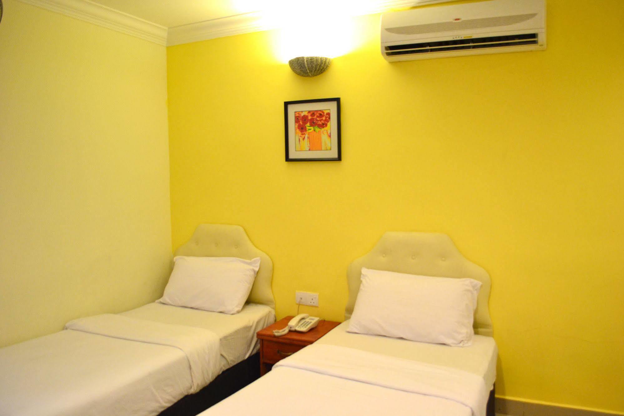 Sun Inns Hotel D'Mind Seri Kembangan Exterior foto
